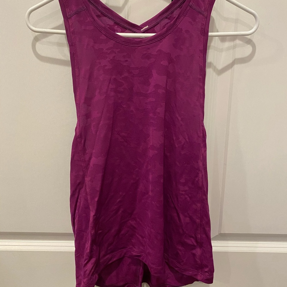 Lululemon tank